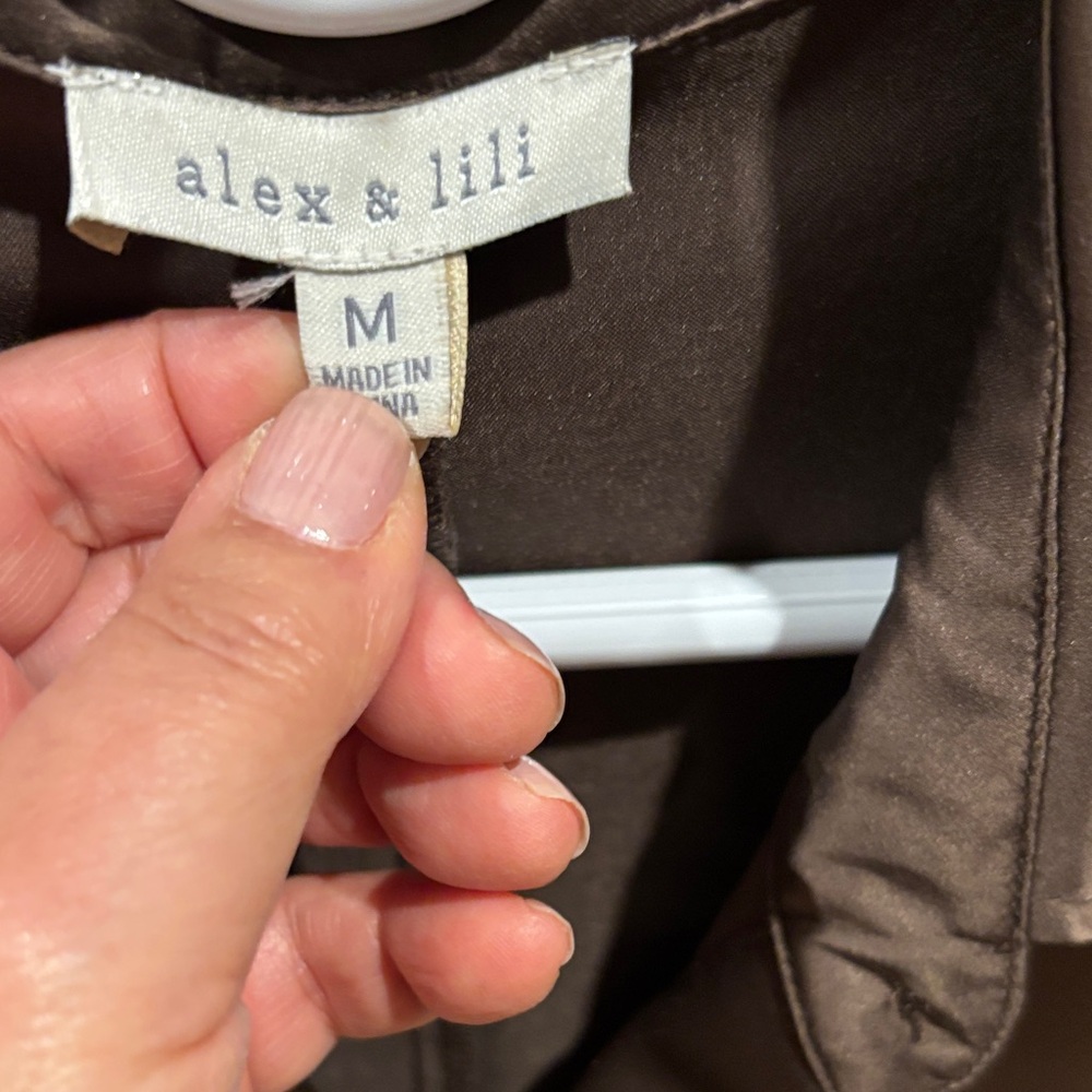 Elegant Brown Button Down Shirt - Picture 4 of 6